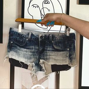 SOLD!! American Eagle shorts